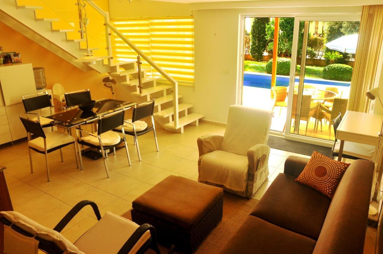 Babylon Luxury Villa With Private Pool And Indoor Heated Pool Sidé Extérieur photo